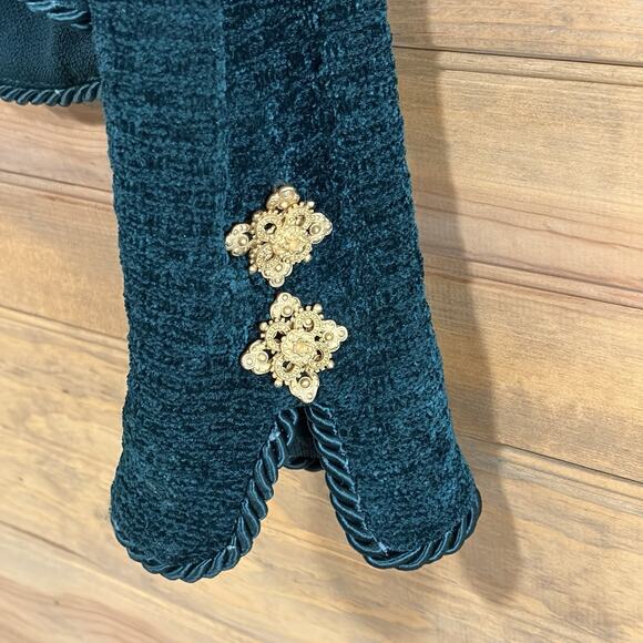 St. John Dark Emerald Green Knit Jacket Gold Tone Embellished Cropped Size 4 Vtg - Picture 10 of 12